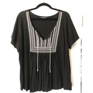 American Eagle Short Sleeve Tee